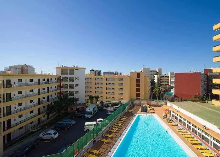 Marlenghi Apartments 412